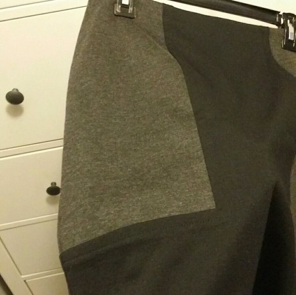 Worthington modern knit skirt never worn - Picture 5 of 6